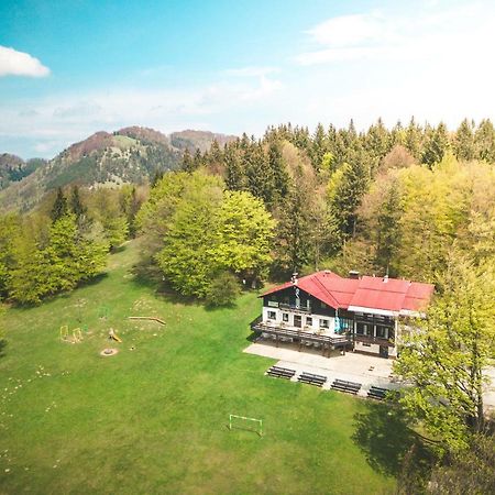 Planinski Dom Na Kalu Bed & Breakfast Dol pri Hrastniku Екстериор снимка